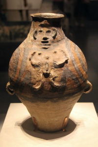 Yiquan Zhanzhuang-like exercise found on an ancient container