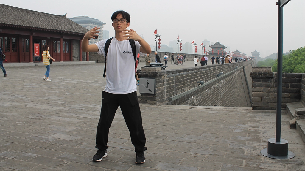 The Four Stages of Zhanzhuang Learning 9 zhanzhuang pile standing post cheng bao stance practice meditation exercise yiquan student travel