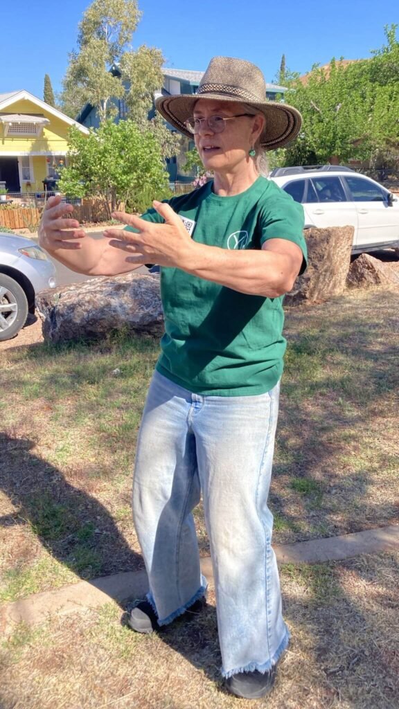 Photos from Zhanzhuang & Yiquan classes Bisbee, Arizona 13 yiquanzhanzhuangstanding exercisef0b337e4 b66b 4b5b bfa6 dfda886823b4